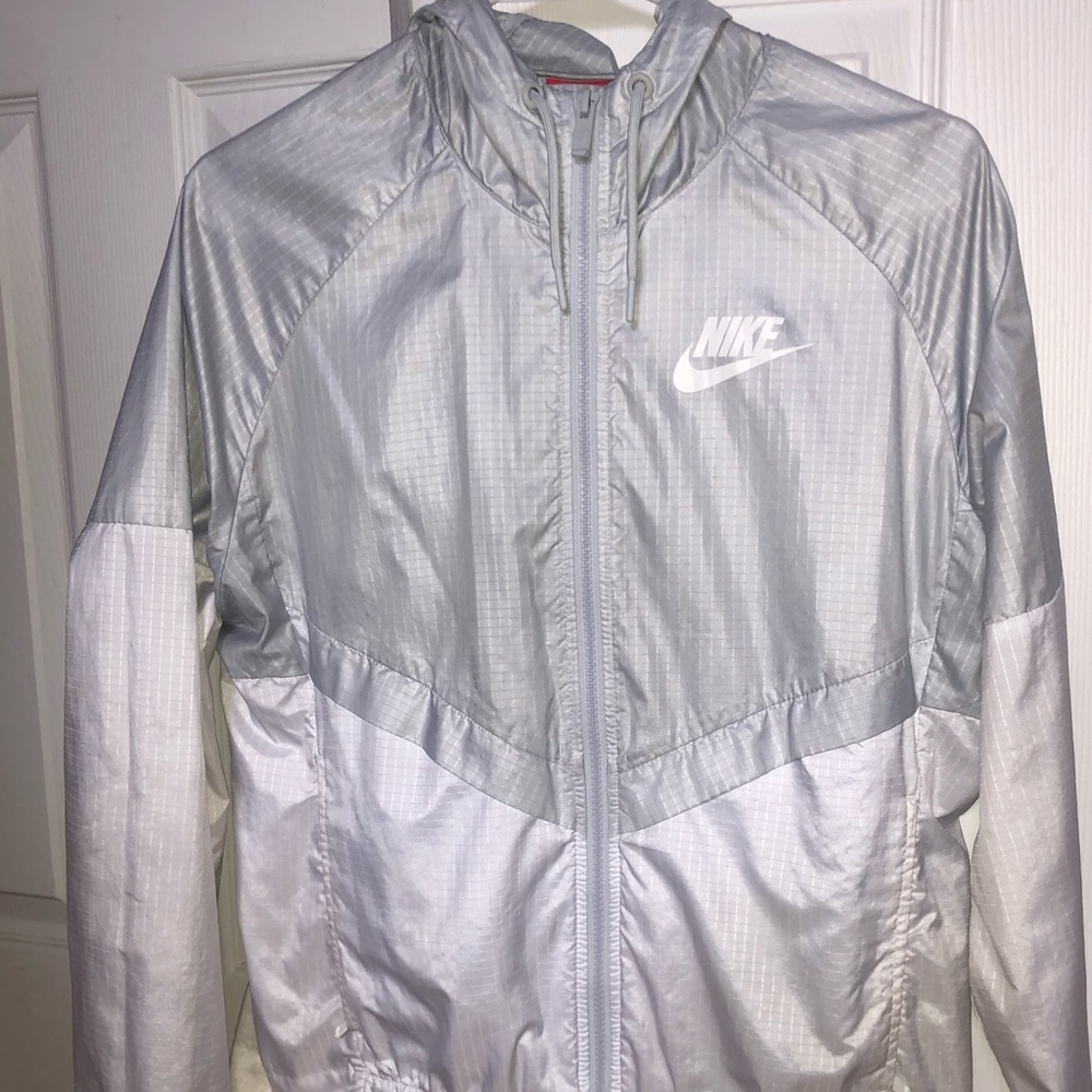 NIKE RAIN JACKET
